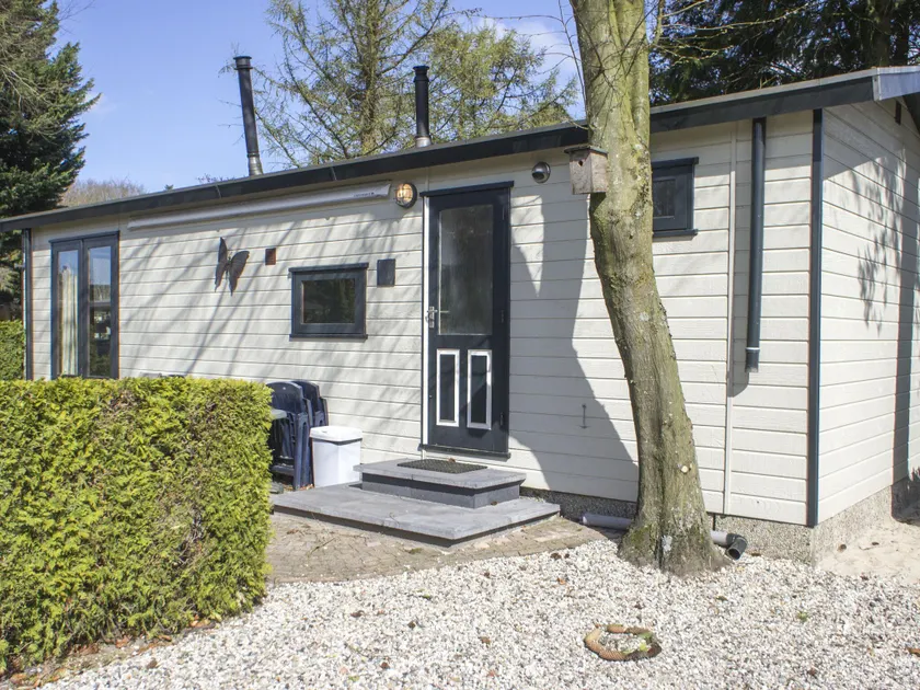 Charming Holiday Home in Hulshorst with Garden - Image 1