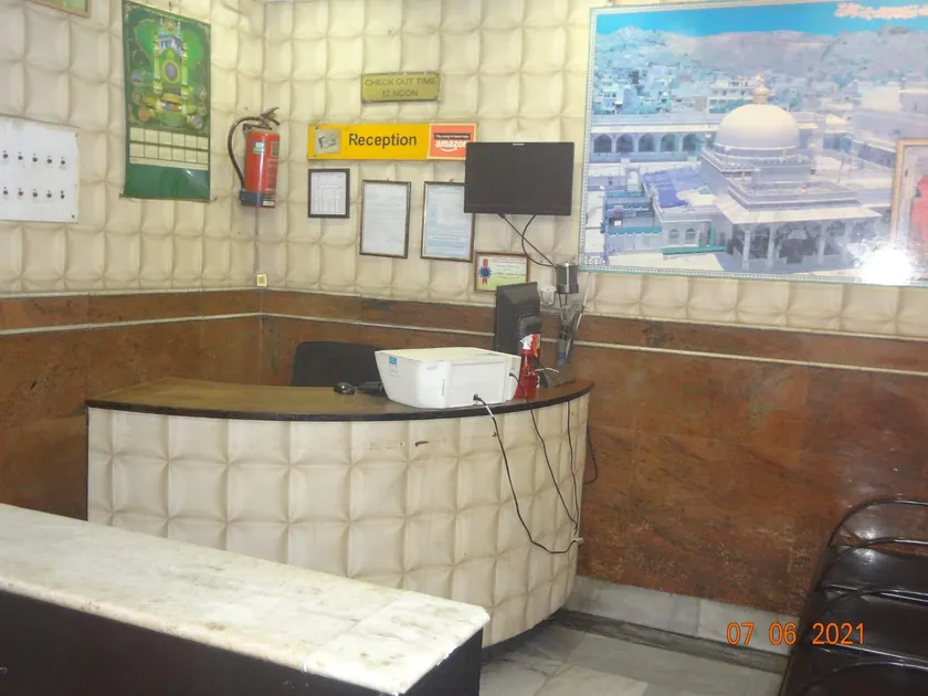 Khaja Habib Hotel - Image 1
