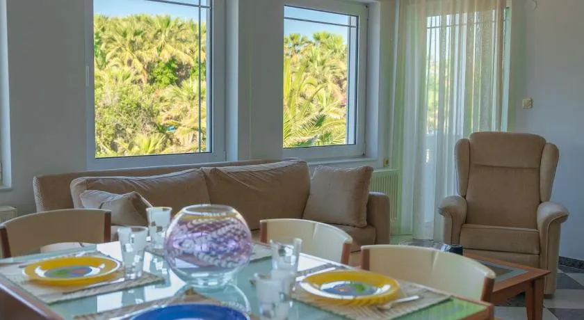 Prodromos Sea view Residence - Image 1