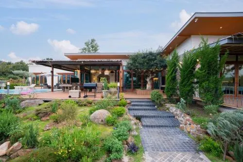 Olive Hill Pool Villa Khaoyai - Image 1