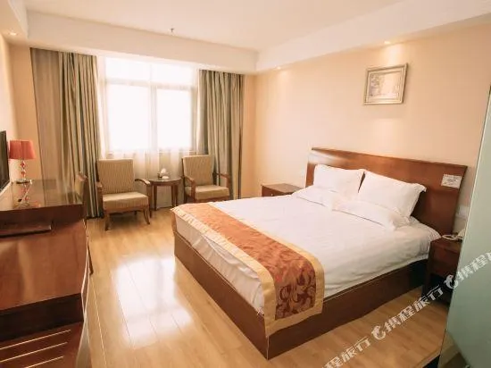 Huayuan Hotel - Image 1