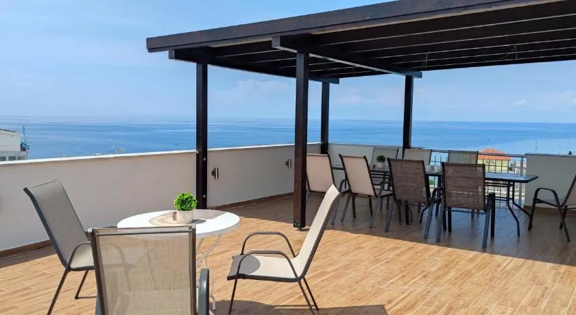 Sea Star Apartments Kallikratia - Image 1