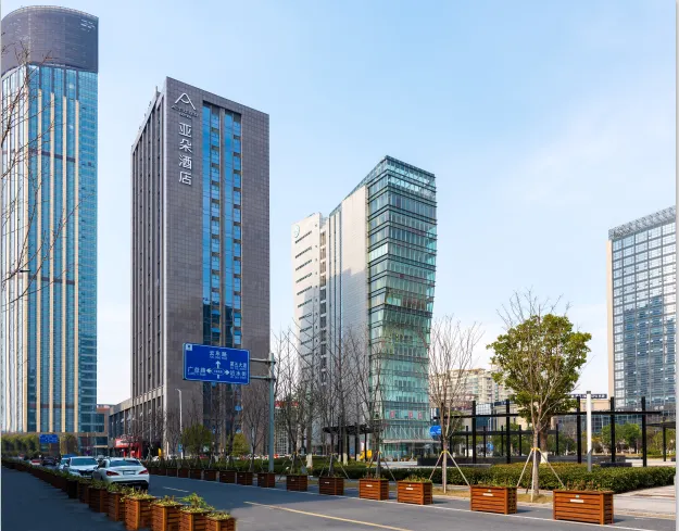 Atour Hotel Jiaxing Nahu - Image 1