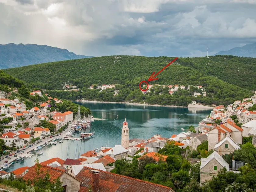 Apartment Hajdi A1 Pucisca, Island Brac - Image 1
