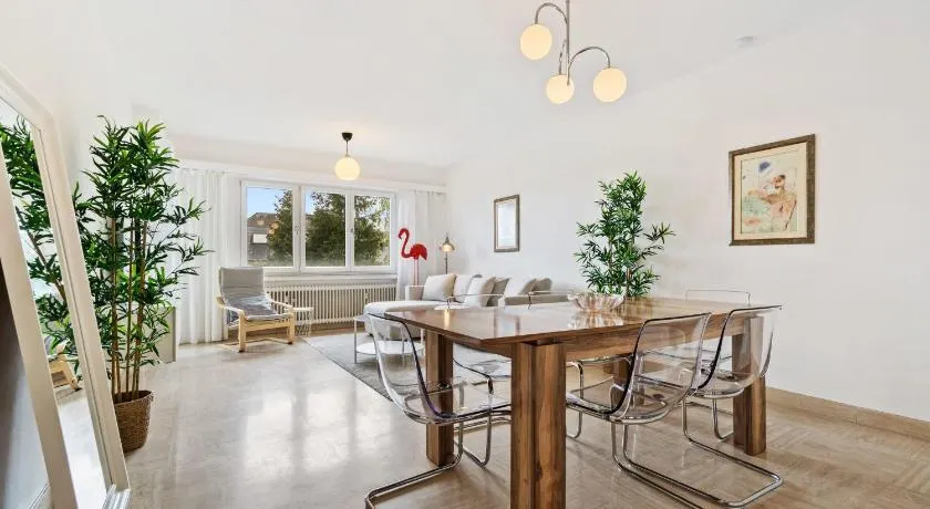 Stylish 2BR in Limpertsberg Near City Center - Image 1