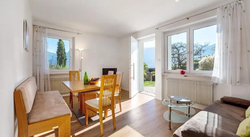 Ferienwohnung 'Rungg' mit Bergblick, Gemeinschaftsterrasse und WLAN - Image 1