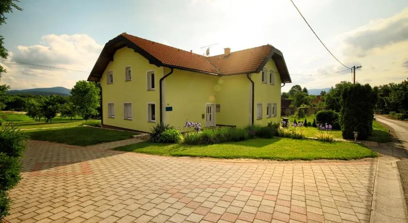 Apartment & Rooms Arija - Image 1
