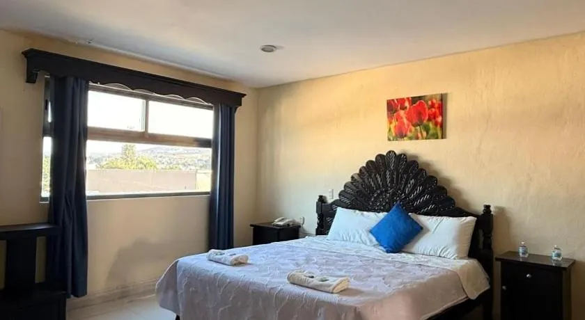 Hotel Boutique Los Laureles - Image 1