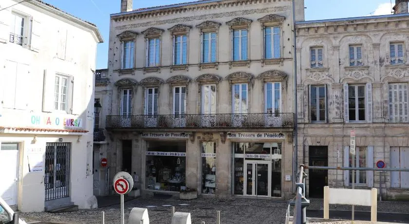 Residence du marche - Image 1