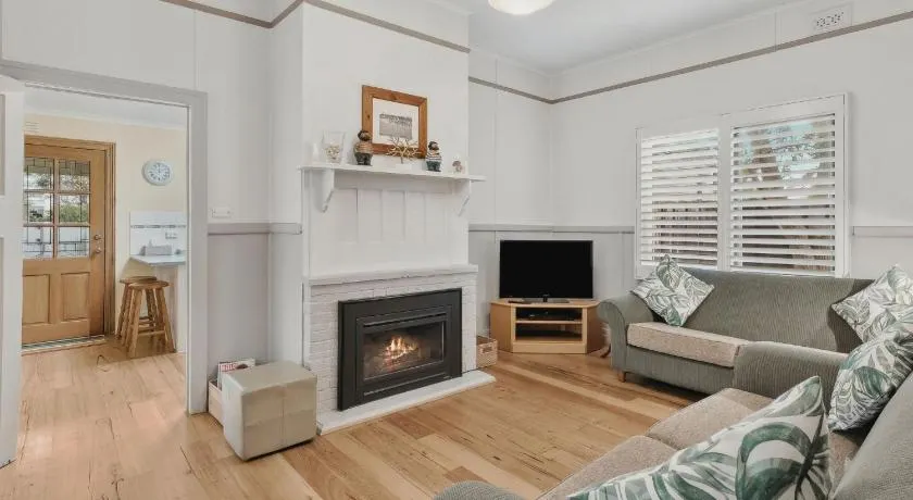 Maison Cottage - Image 1