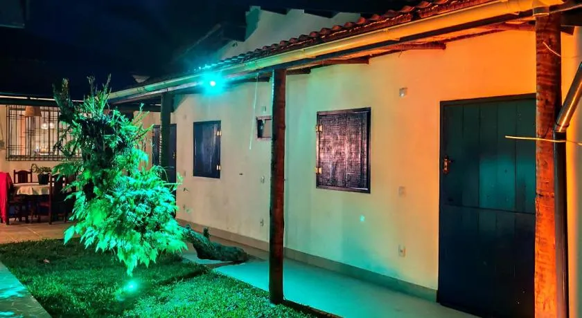 Casa com Quadra de Areia para 21 pessoas em Boracéia São Seba - Image 1