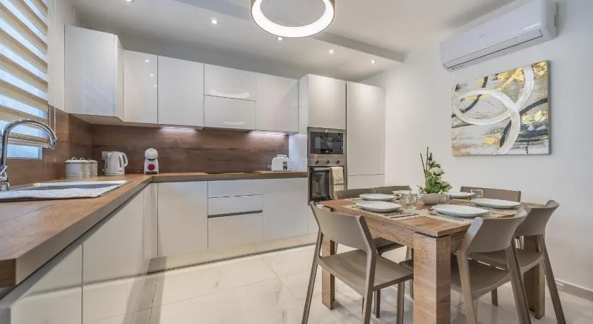 New and modern home in Ta Xbiex, great location! - Image 1