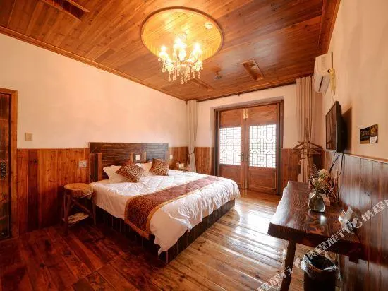 Bamboo Inn - Image 1