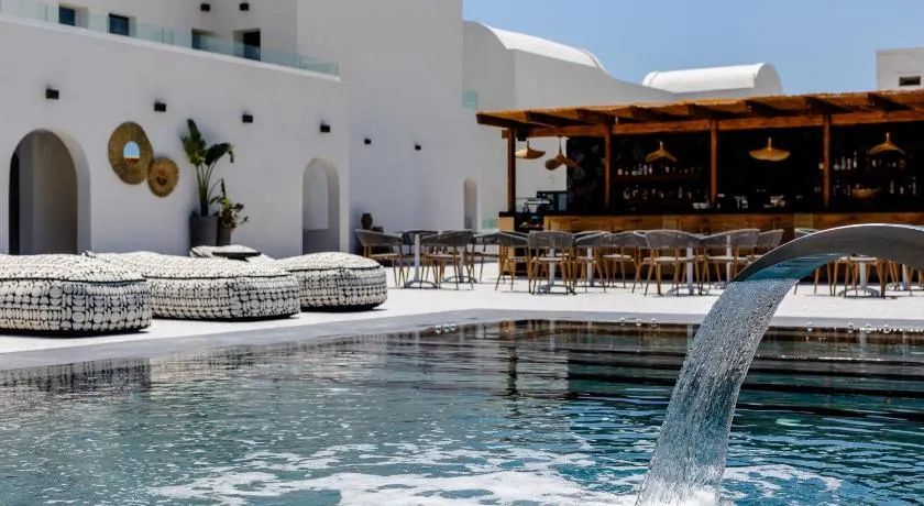 Santo Mangata Boutique Hotel and Spa - Image 1