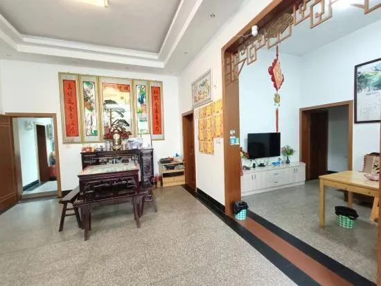Jiangling Guesthouse - Image 1