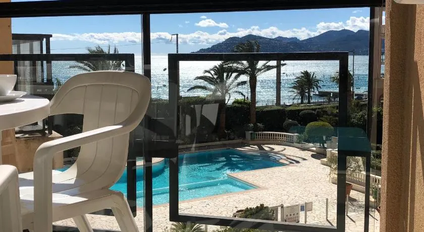 Cannes vue mer - Image 1