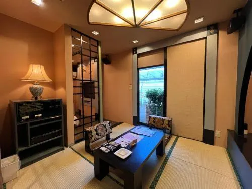 Hotel Karakonosato 唐比の里 - Image 1