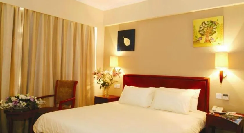 GreenTree Inn Beijing Xisanqi Bridge Business Hotel - Image 1