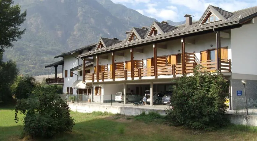 Hotel Petit Foyer - Image 1