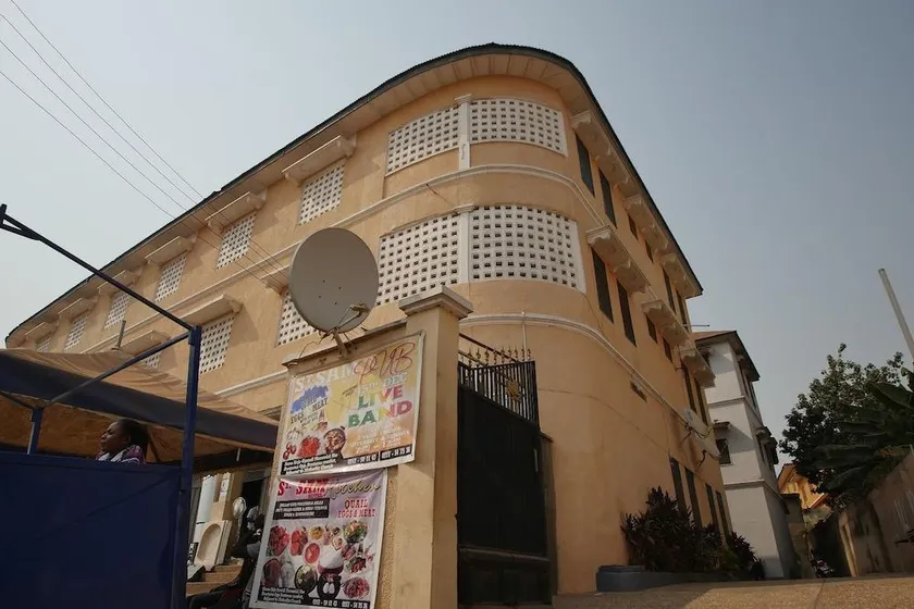 St. Sam Hotel Kamusi - Image 1