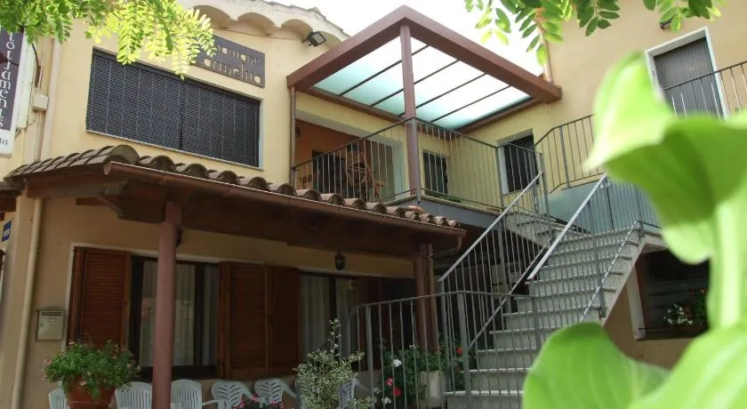 Carmelita - Image 1