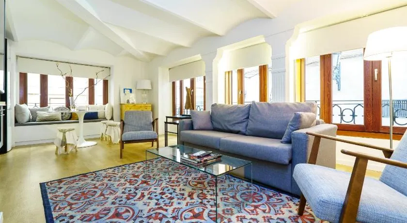 Valencia Luxury - Boutique Redonda - Image 1