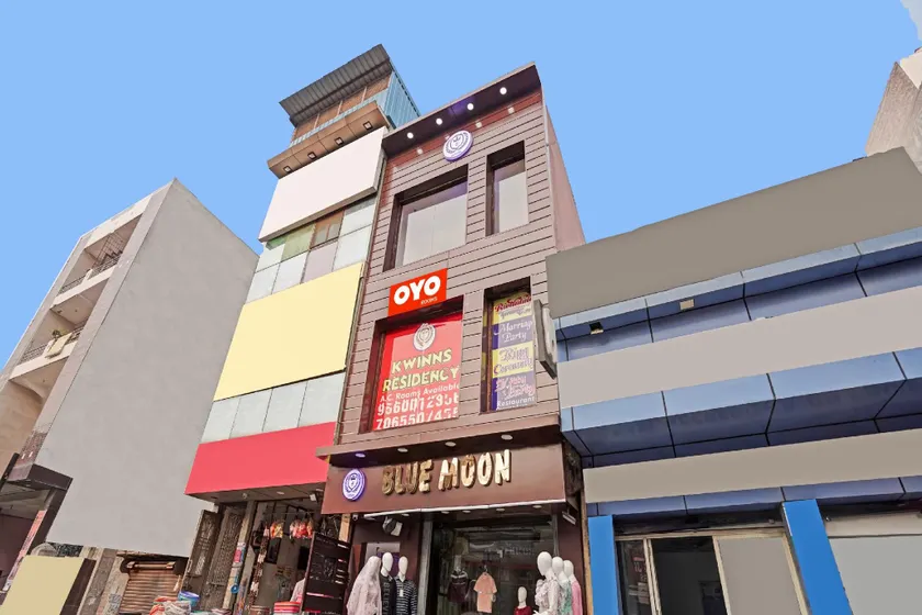Hotel O Kwins Residency - Image 1