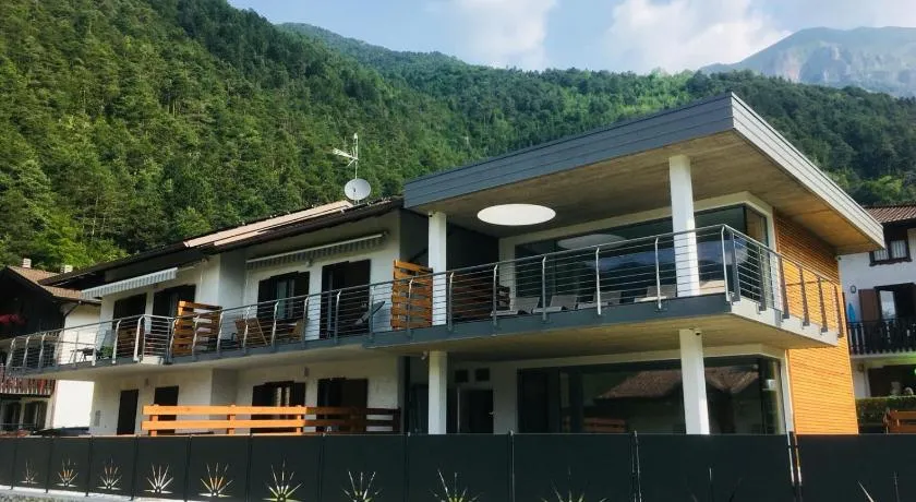 Seia Mountain Wellness - Image 1