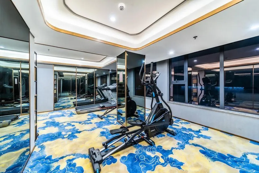 Jinsen Hotel (Shenzhen International Convention and Exhibition Center) - Image 1