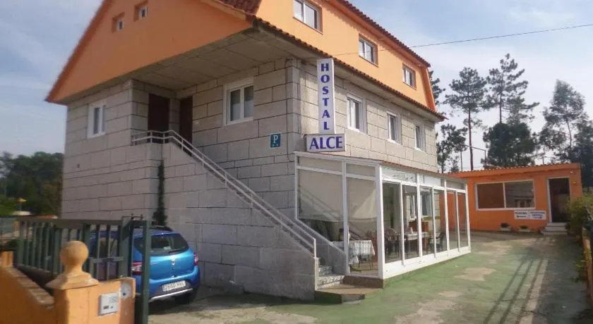Hostal Alce - Image 1
