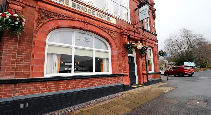 The Bridge Inn Hotel - Image 1