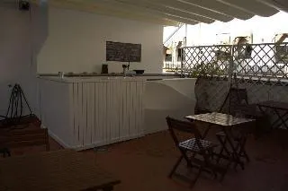 Oasis Backpackers Hostel Seville - Image 1