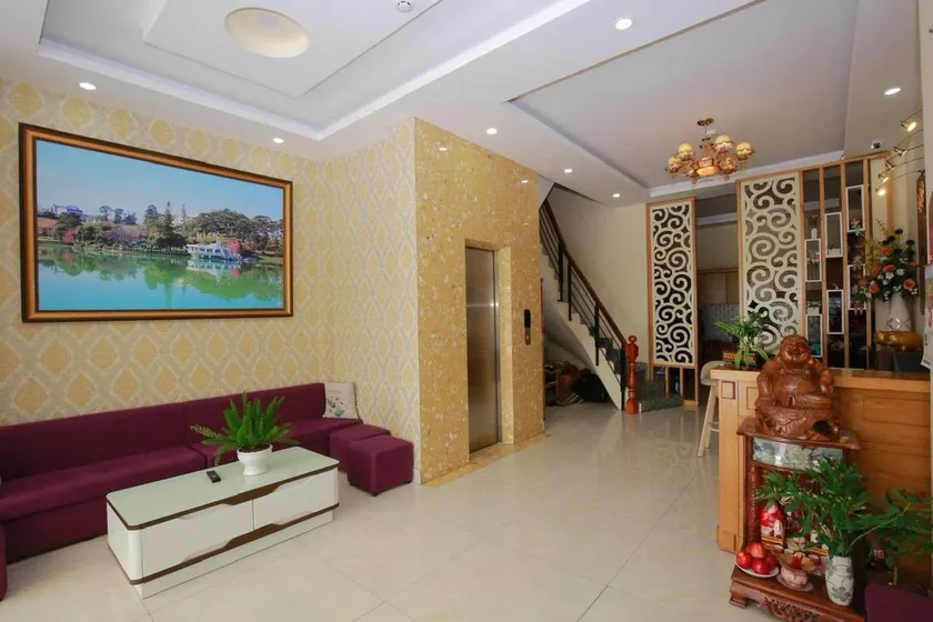 Trường Hưng Hotel - Image 1