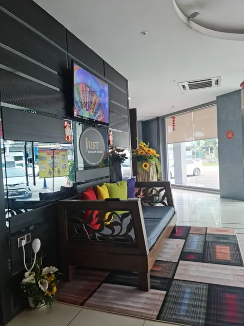 Just Hotel BP - Image 1