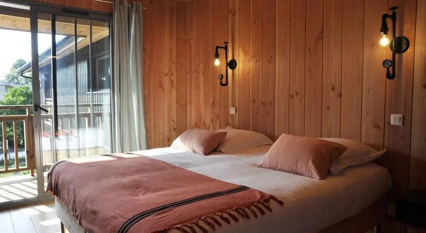 La Cabane de Chacha, chambres et table d'hôtes - Image 1