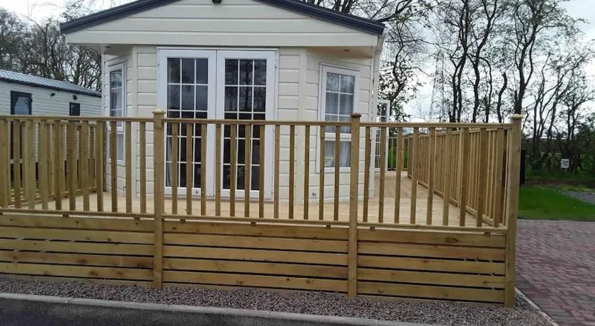 Forestbrook - Cheerful two bedroom tiny house - Image 1