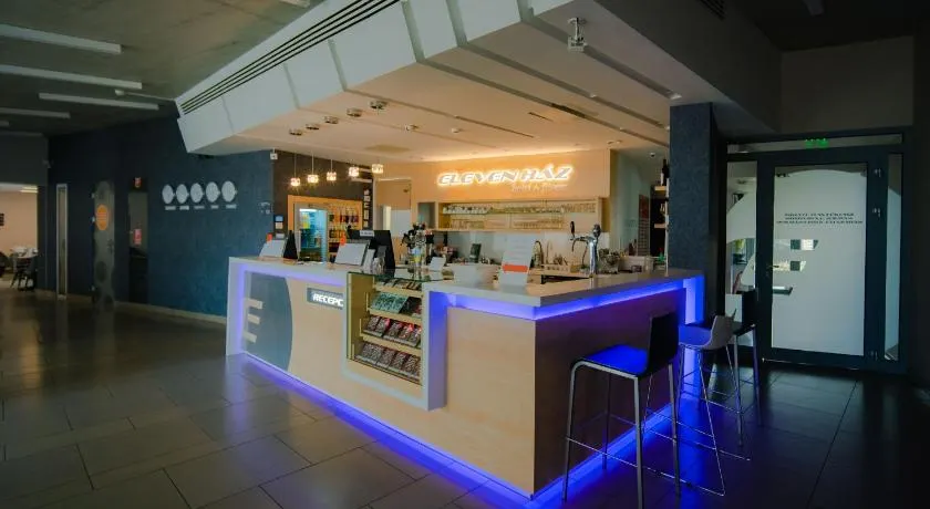 Eleven Business & Sport Hotel - Image 1