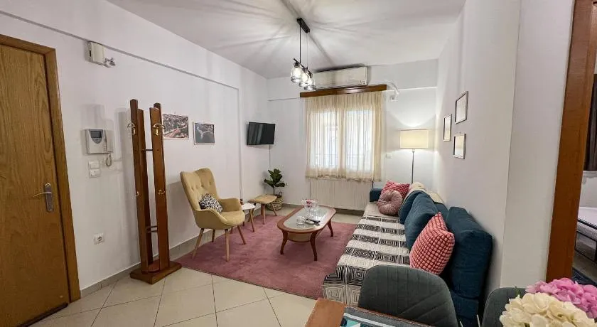 Dimitra House At Aigio By Greece Apartments - Image 1