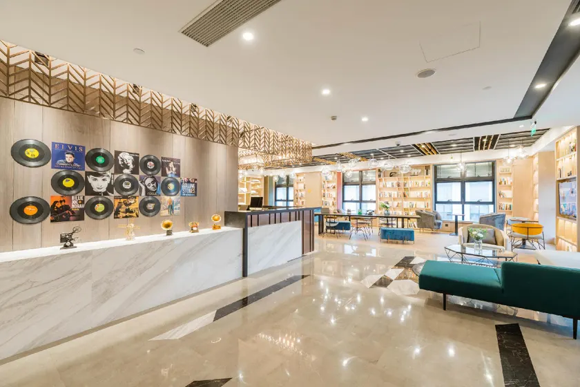 Atour Hotel Shanghai Hongqiao Korea Street - Image 1