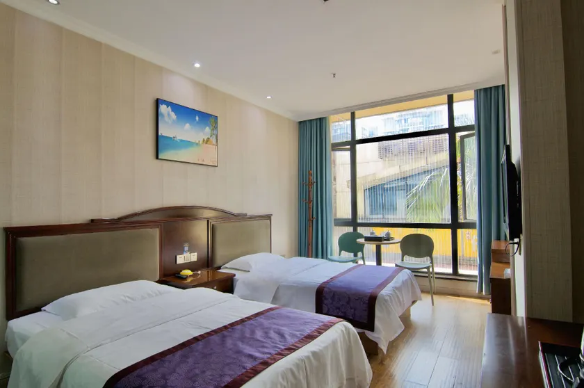 Aiwujia Business Hotel (Wuliangye Road Branch) - Image 1