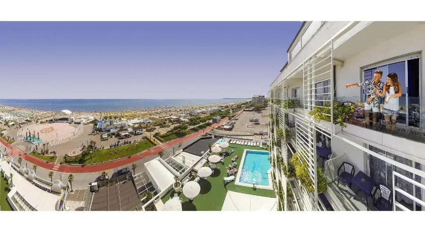Hotel Mediterraneo - Image 1