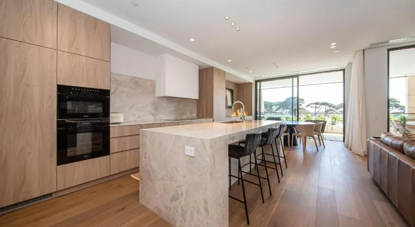 Oceano Residence Mornington - Image 1