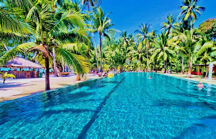 Blue Heaven Bay Resort Apartments - Image 1