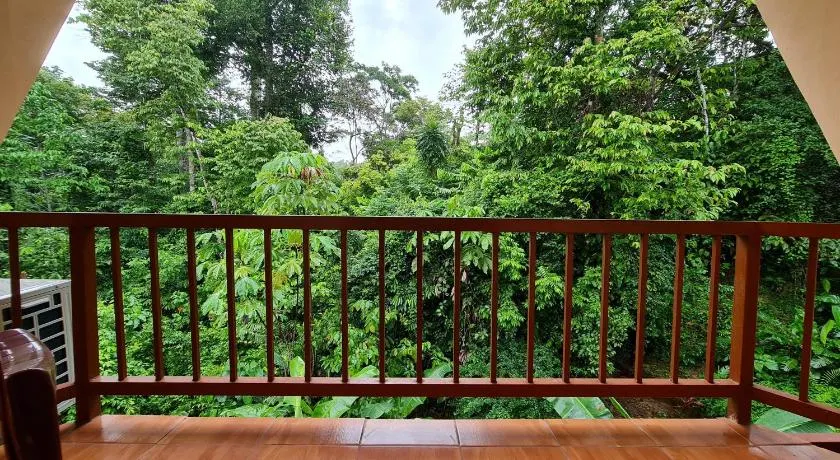 Ceiba lodge - Image 1