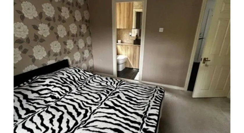 Stillwater - Garden Cabin Room - Image 1