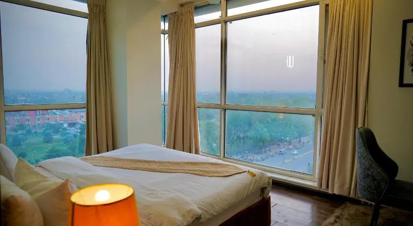 The platinum penthouse infront of Centaurus - Image 1