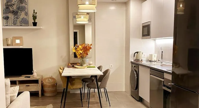 Nuevo Moderno Apartamento de Lujo - Image 1