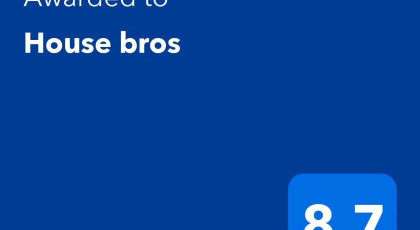 House bros - Image 1