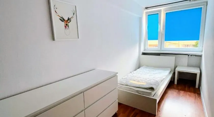 Ursus Rooms-Self Check-in - Image 1