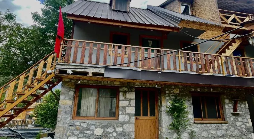 Shpia e Mikut Guesthouse - Image 1
